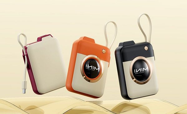 創意相機自帶線行動電源