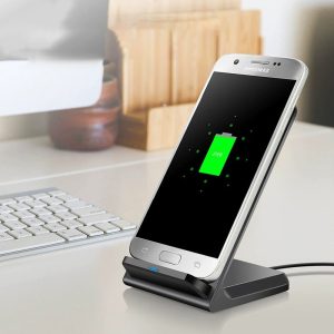 直立式充電器