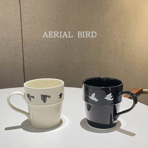 手提飛鳥圖案陶瓷杯