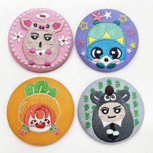 卡通刺繡馬口鐵襟章